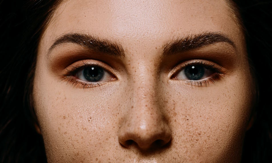 makeup for freckled faces